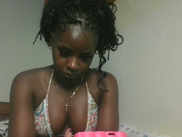 Sexykitten1 webcam