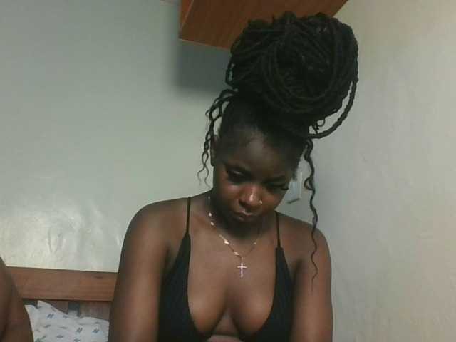 Sexykitten1 webcam