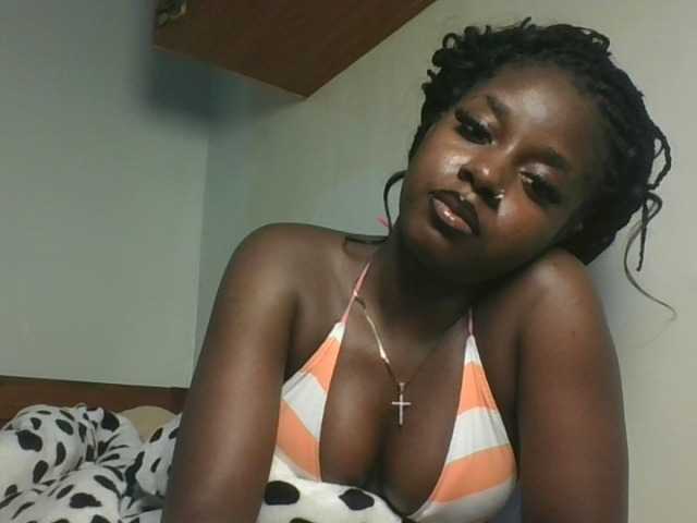 Sexykitten1 webcam