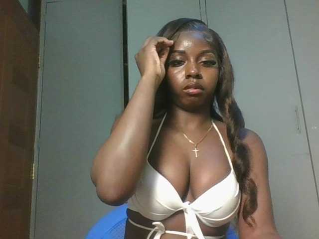 Sexykitten1 live cam preview