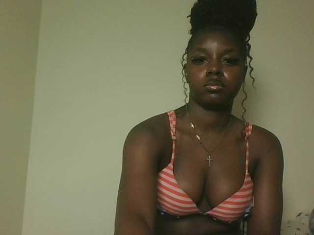 Sexykitten1 webcam