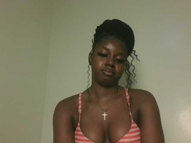 Sexykitten1 webcam