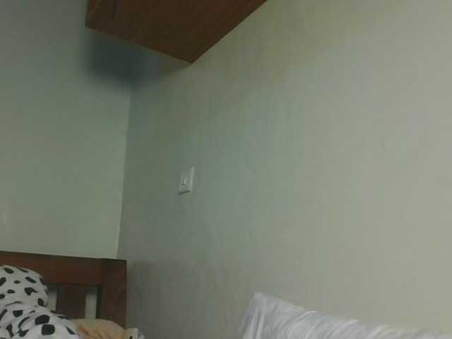 Sexykitten1 live cam on BongaCams