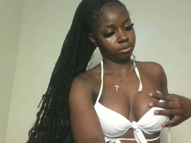 Sexykitten1 webcam