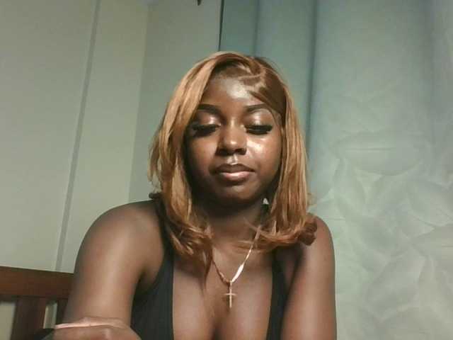 Sexykitten1 live cam on BongaCams