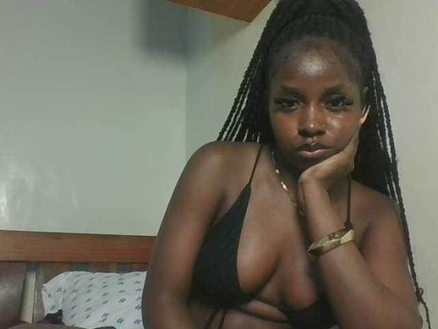 Sexykitten1 webcam