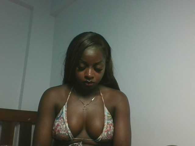 Sexykitten1 live cam preview