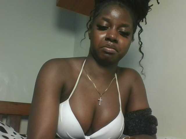 Sexykitten1 webcam