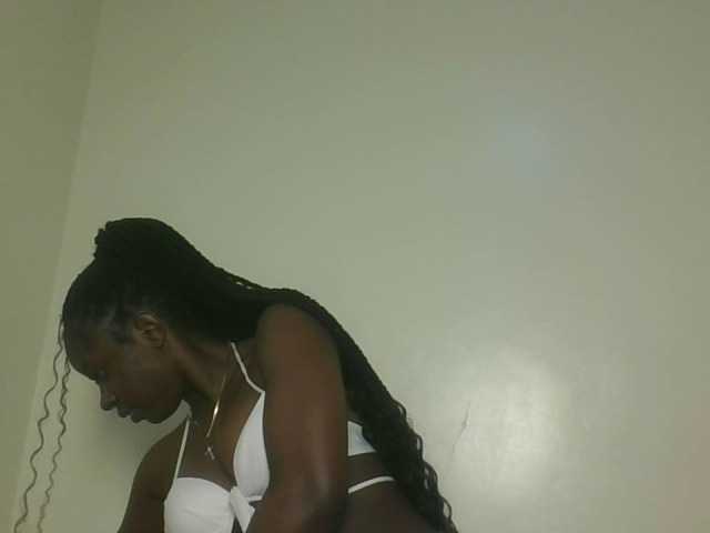 Sexykitten1 live cam on BongaCams