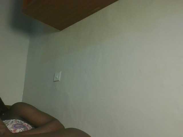 Sexykitten1 live cam on BongaCams