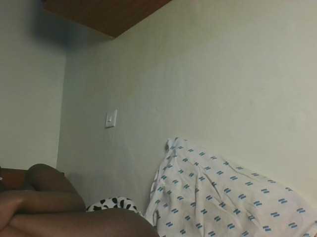 Sexykitten1 live cam on BongaCams