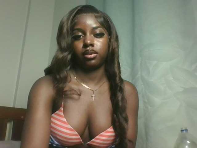 Sexykitten1 live cam preview