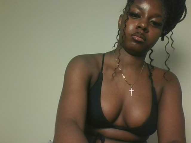 Sexykitten1 webcam