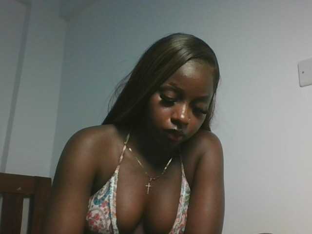 Sexykitten1 live cam preview