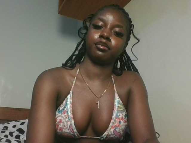 Sexykitten1 webcam