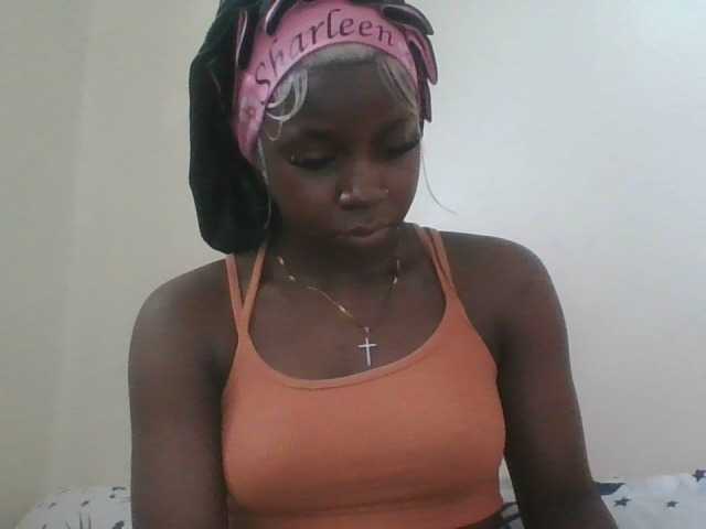 Sexykitten1 webcam