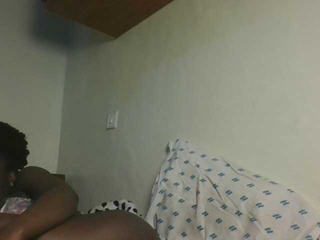 Sexykitten1 live cam on BongaCams