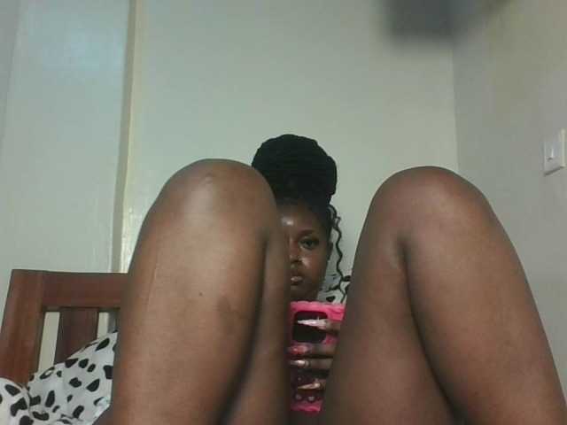 Sexykitten1 live cam on BongaCams