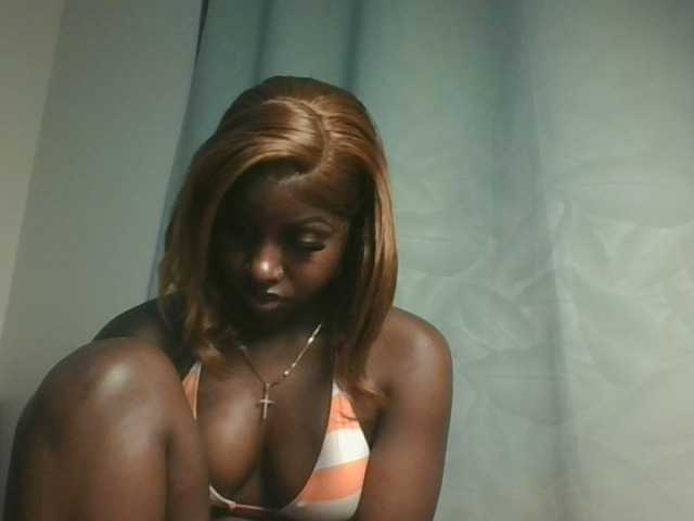 Sexykitten1 live cam preview
