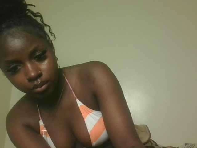 Sexykitten1 webcam