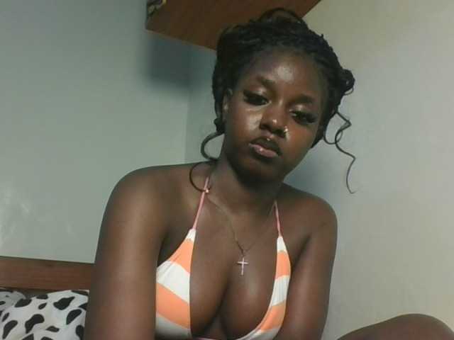 Sexykitten1 webcam
