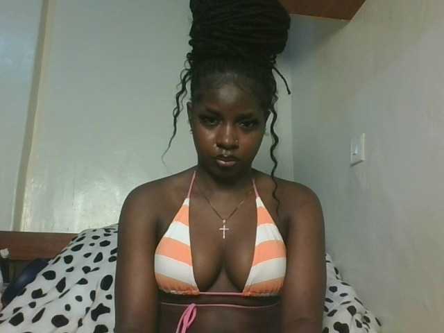 Sexykitten1 webcam