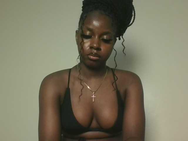Sexykitten1 webcam