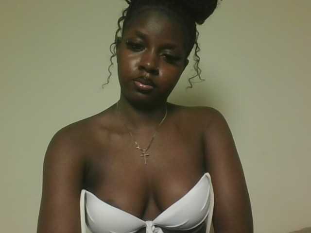 Sexykitten1 webcam