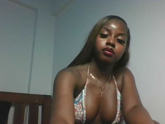 Sexykitten1 live cam preview