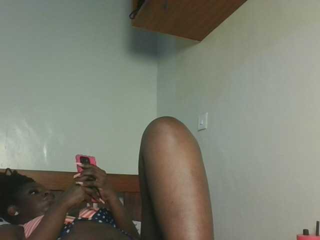 Sexykitten1 live cam on BongaCams