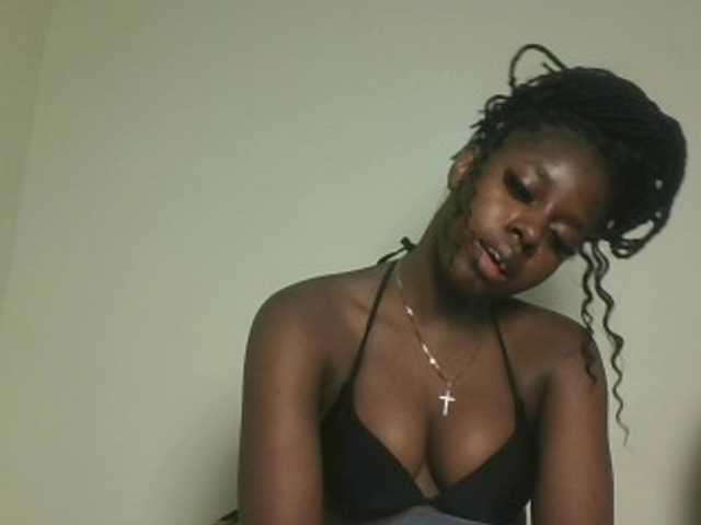 Sexykitten1 webcam