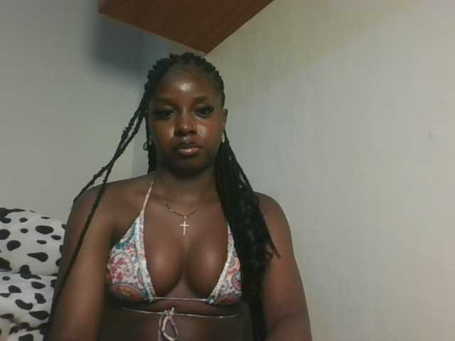 Sexykitten1 webcam