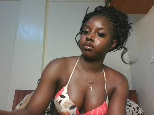 Sexykitten1 webcam