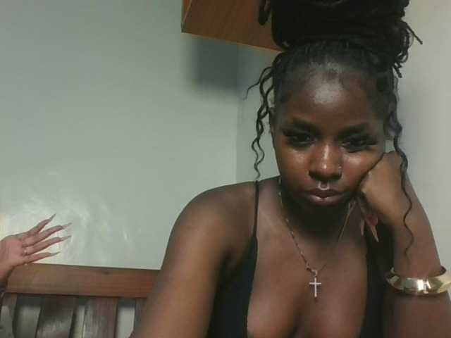 Sexykitten1 webcam