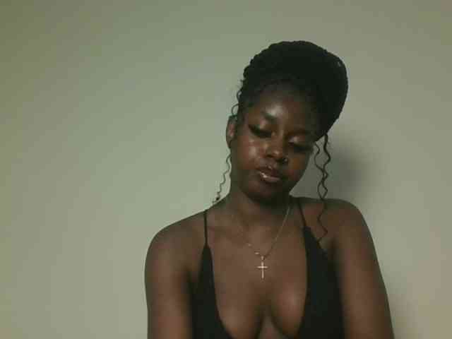 Sexykitten1 webcam