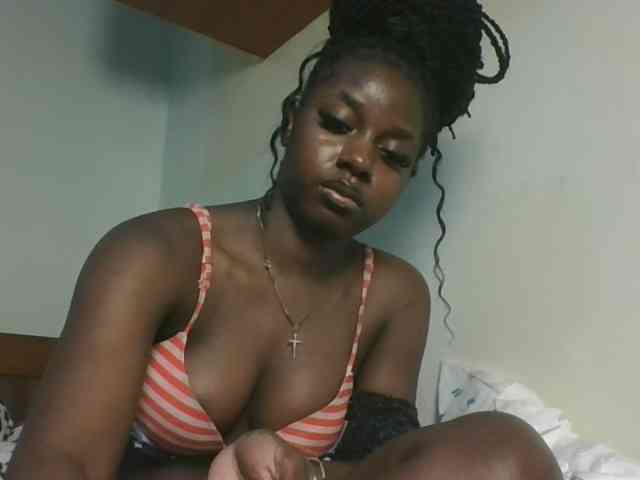 Sexykitten1 webcam