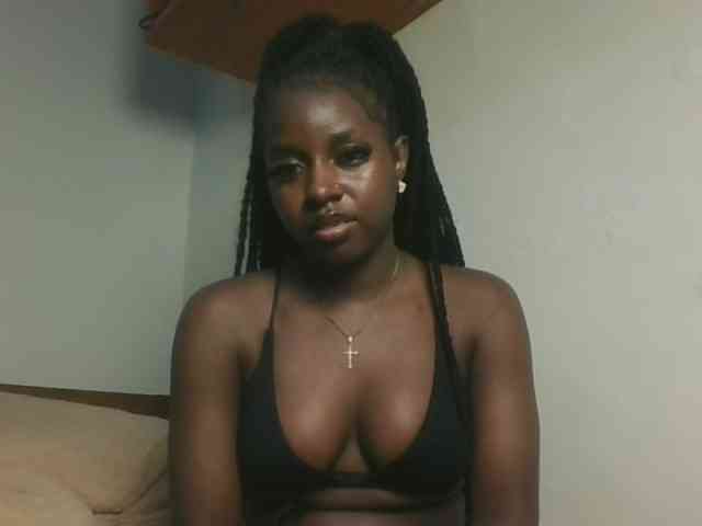 Sexykitten1 webcam
