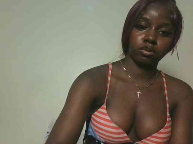 Sexykitten1 webcam