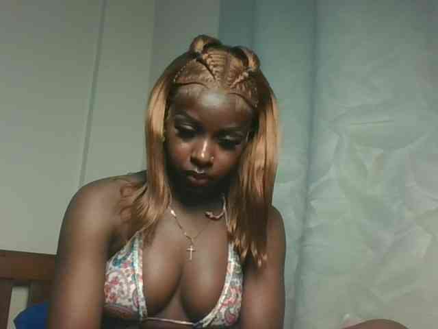 Sexykitten1 webcam