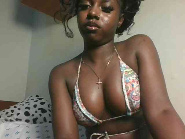 Sexykitten1 webcam