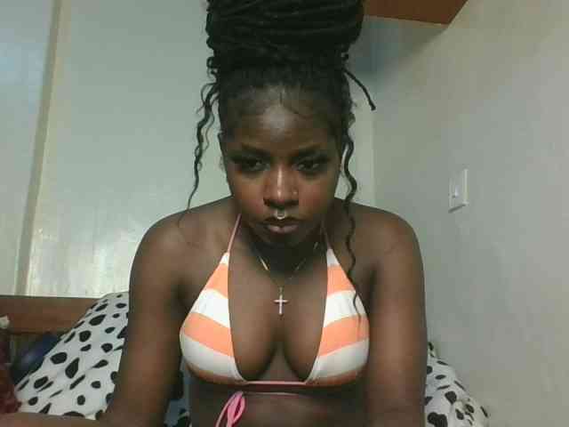 Sexykitten1 webcam