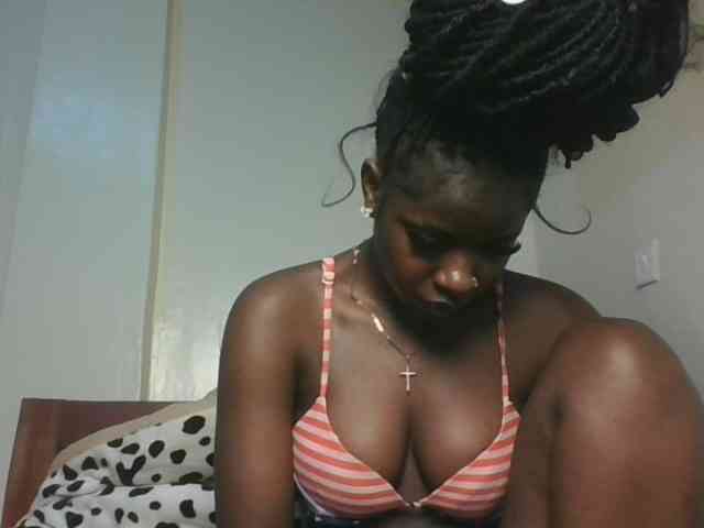 Sexykitten1 webcam