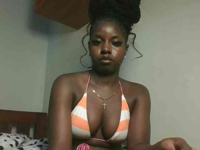 Sexykitten1 webcam