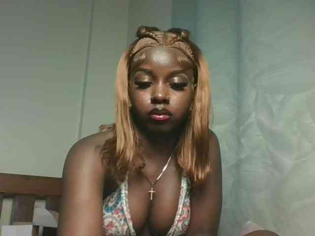 Sexykitten1 webcam