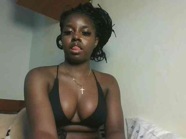 Sexykitten1 webcam