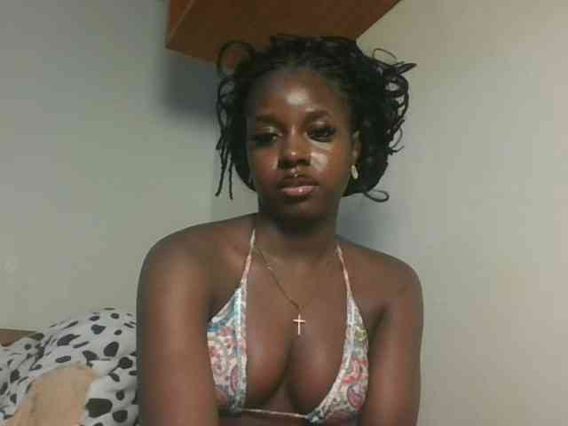 Sexykitten1 webcam
