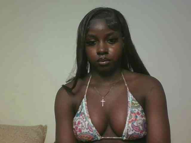 Sexykitten1 webcam