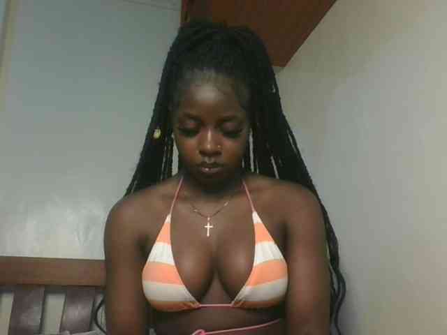 Sexykitten1 webcam