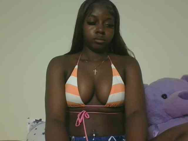 Sexykitten1 webcam