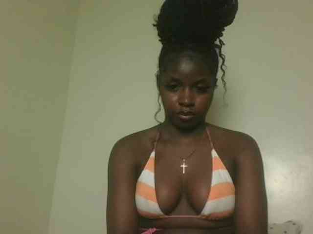 Sexykitten1 webcam